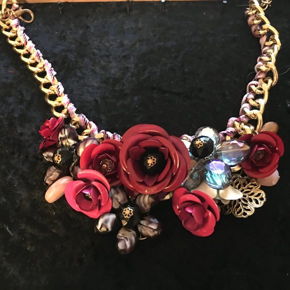 Flower Collage Elegant Statement Necklace  - Showstopper   Dr2 - Picture 3 of 5